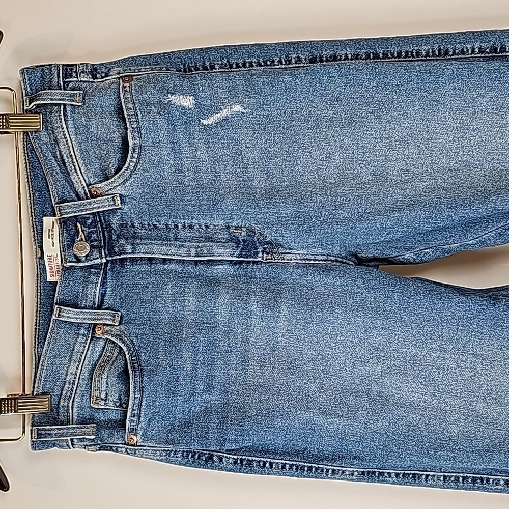 Signature by Levi Strauss Women's High Rise Jeans - Blue - Picture 2 of 7